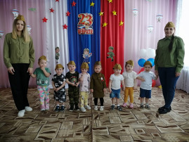 День Защитника Отечества у малышей День Защитника Отечества у малышей.