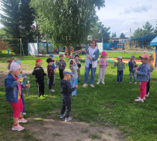 День мыльных пузырей День мыльных пузырей.